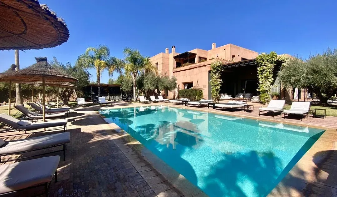 Villa à vendre 26 800 000 dh 5 000 m², 9 chambres - Route d'ourika Marrakech