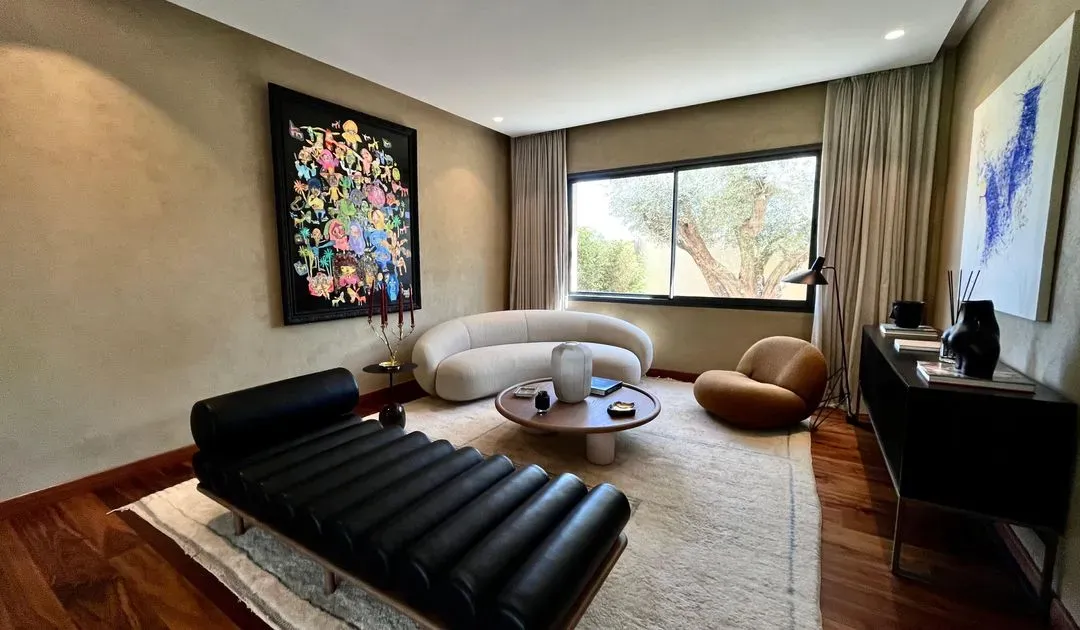 Villa for Sale 9 790 000 dh 470 sqm, 3 rooms - Hivernage Marrakech