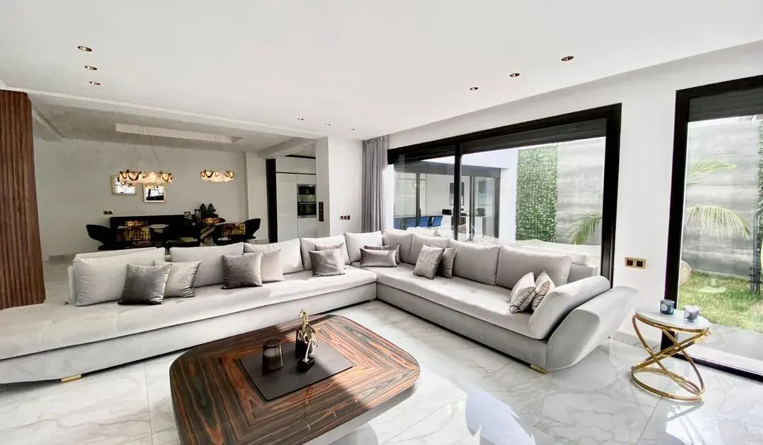 Villa à vendre 17 700 000 dh 404 m², 5 chambres - Ain Diab Casablanca