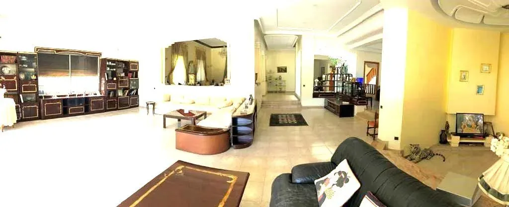 Villa for Sale 14 440 000 dh 1 504 sqm, 10 rooms - Californie Casablanca
