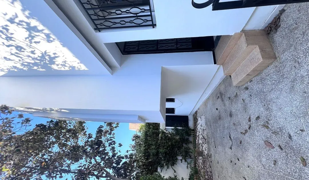 Villa à louer 18 500 dh 400 m², 4 chambres - Oasis Casablanca