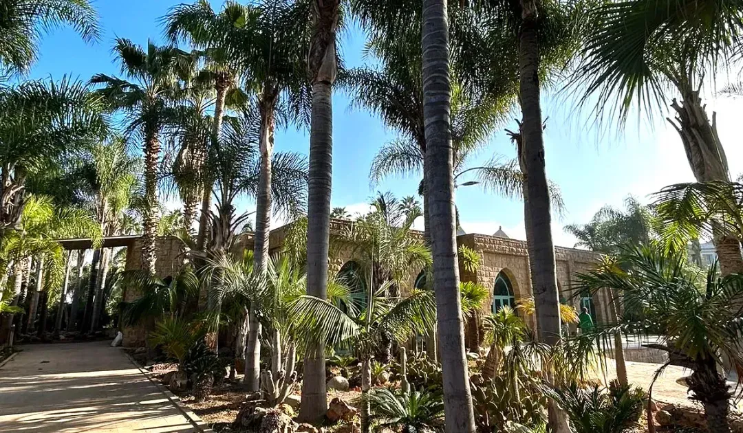 Villa à vendre 28 000 000 dh 5 400 m², 7 chambres - Souissi Rabat