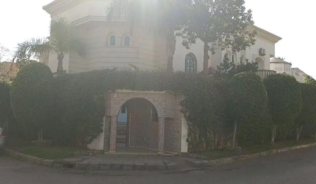 Villa for Sale 9 800 000 dh 714 sqm, 4 rooms - Mandarona Casablanca