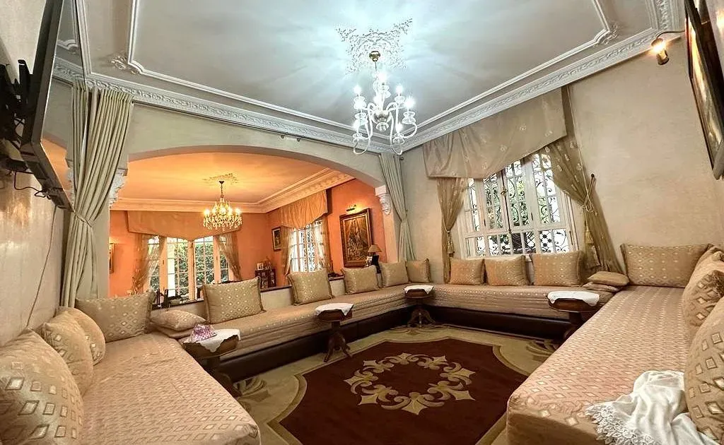 Villa for Sale 9 800 000 dh 714 sqm, 4 rooms - Mandarona Casablanca