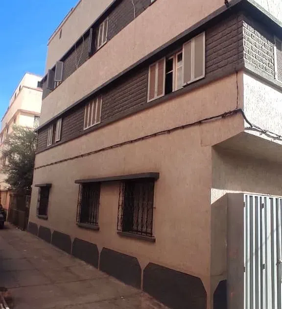 Maison à vendre 1 900 000 dh 100 m², 10 chambres - Bd Monasstir Mohammadia