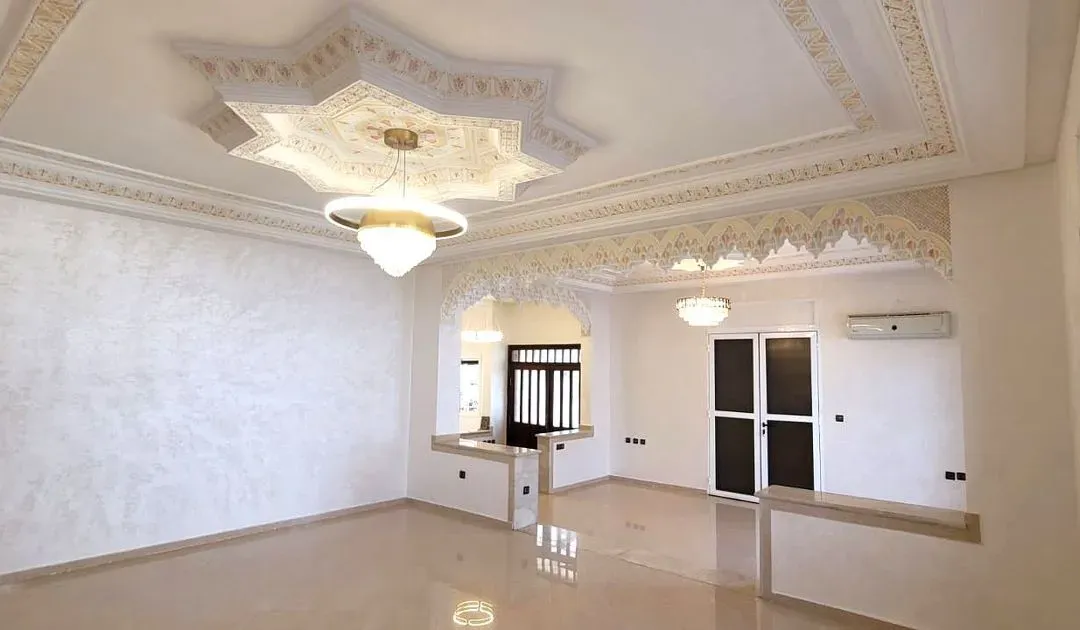 Villa à vendre 3 410 000 dh 260 m², 8 chambres - Bir Rami Est Kénitra