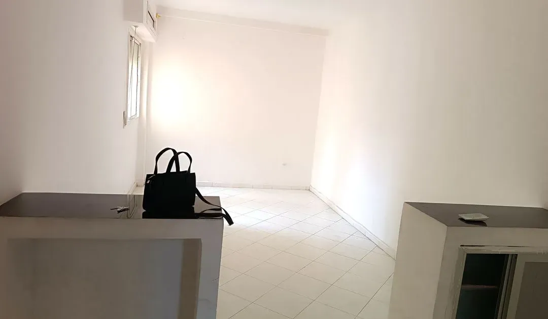 Appartement à vendre 300 000 dh 52 m², 3 chambres - LAYAYDA Salé