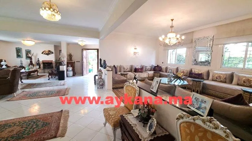 Villa à vendre 8 000 000 dh 730 m², 7 chambres - Riyad Rabat