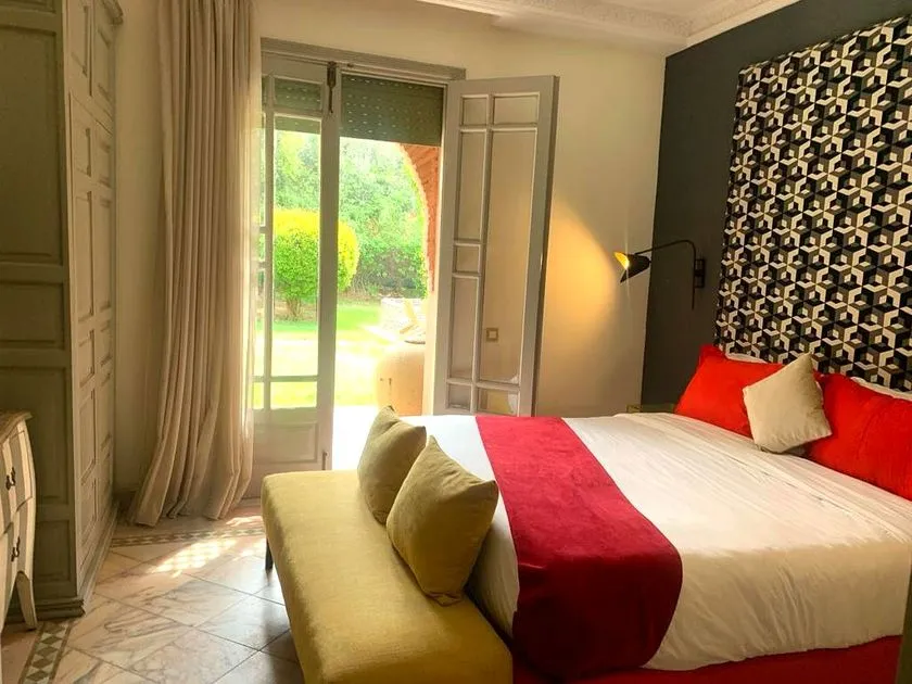 Villa à vendre 10 500 000 dh 2 800 m², 5 chambres - Ennakhil (Palmeraie) Marrakech