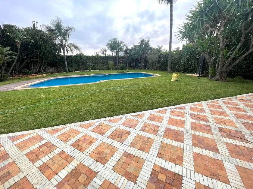 Villa à vendre 16 500 000 dh 1 530 m², 5 chambres - Californie Casablanca