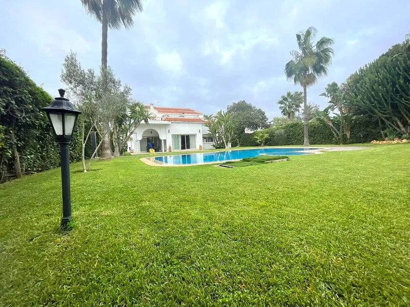 Villa à vendre 16 500 000 dh 1 530 m², 5 chambres - Californie Casablanca