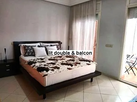 Appartement à louer 000 12 dh 130 m², 3 chambres - Quartier Administratif Rabat