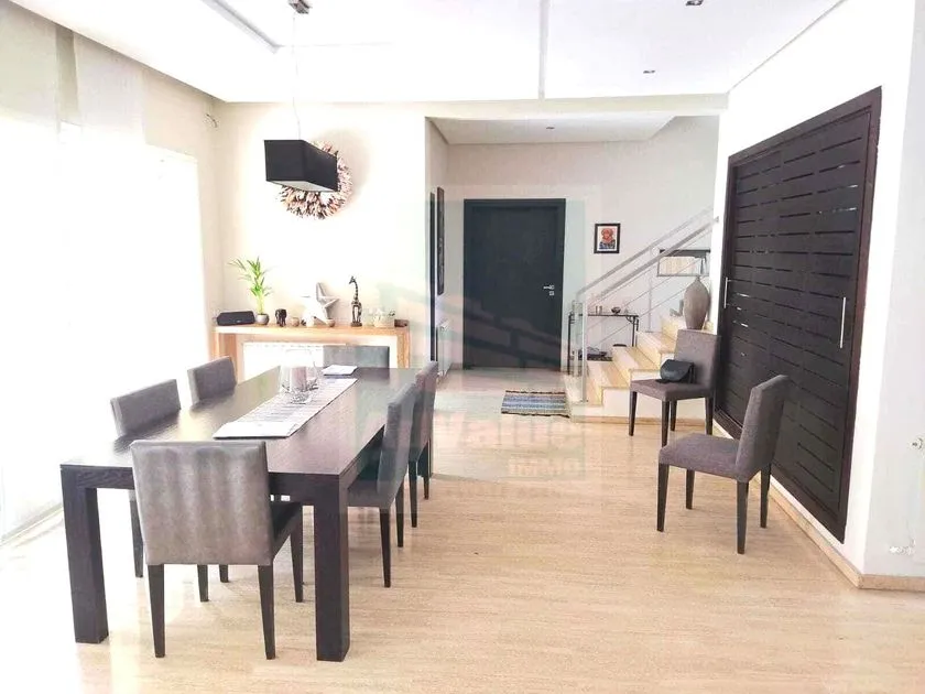 Villa for rent 30 000 dh 371 sqm, 5 rooms - Al Mostakbal Casablanca