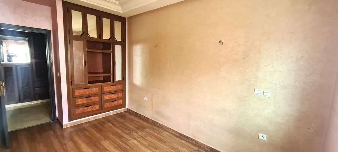 Apartment for Sale 560 000 dh 78 sqm, 2 rooms - Errahma 