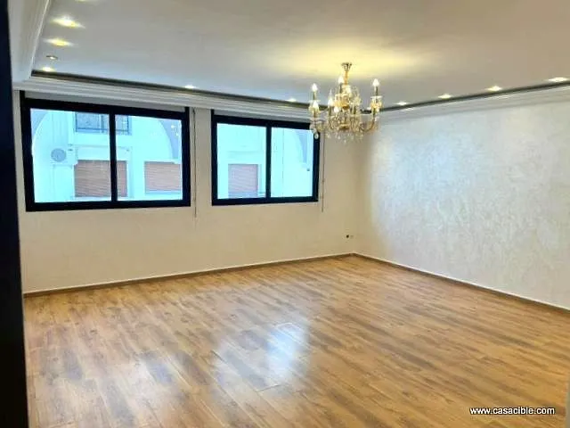 شقة للكراء 000 9 د٠م 126 م², 2 غرف - المعاريف الدار البيضاء