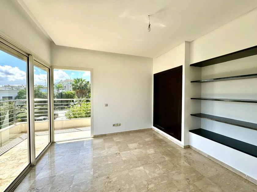 شقة للكراء 000 14 د٠م 150 م², 3 غرف - أنفا العليا الدار البيضاء