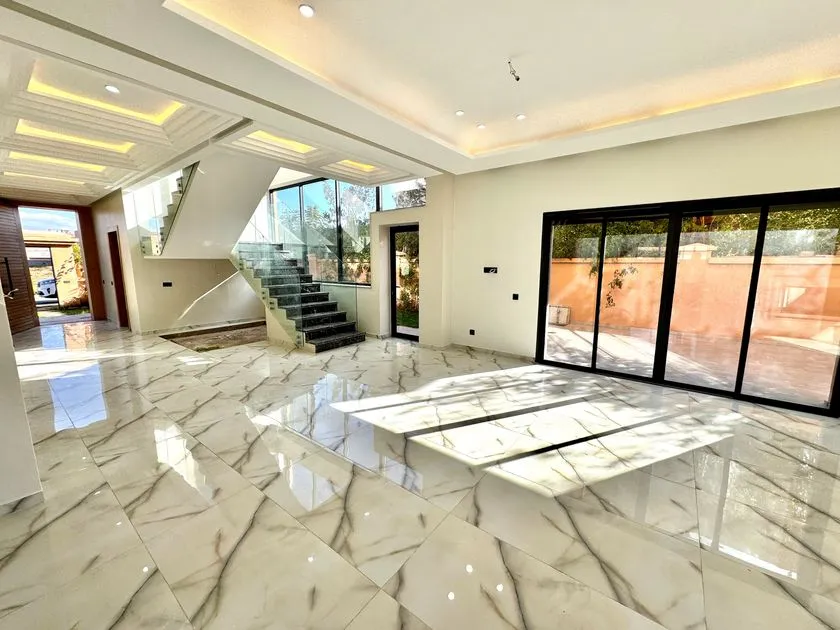 Villa for Sale 5 200 000 dh 600 sqm, 4 rooms - Route d'ourika Marrakech