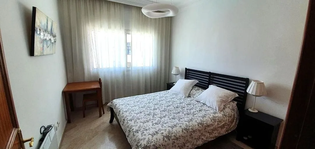 شقة للكراء 000 15 د٠م 150 م², 3 غرف - راسين الدار البيضاء