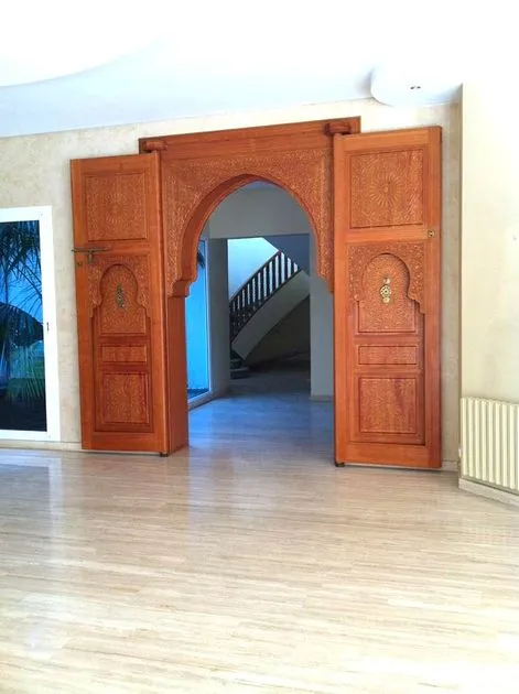 Villa for rent 60 000 dh 1 200 sqm, 6 rooms - Californie Casablanca