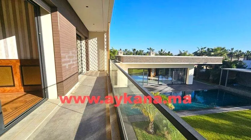 Villa à vendre 25 000 000 dh 3 350 m², 6 chambres - El Menzeh Skhirate- Témara