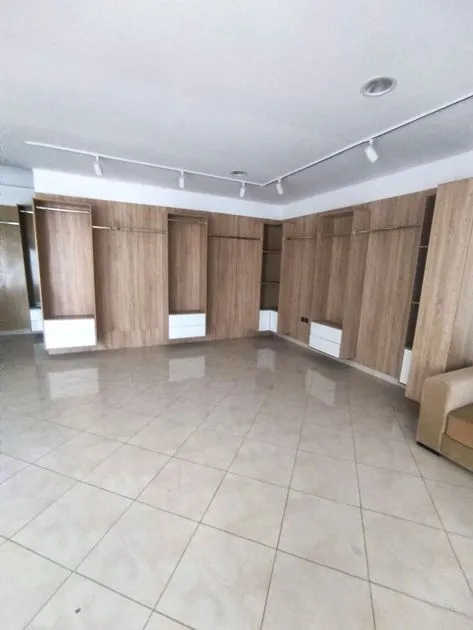 Bureau à louer 5 500 dh 88 m² - Mimosas Kénitra