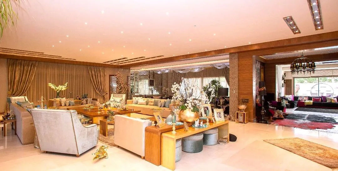 Villa for Sale 38 000 000 dh 1 800 sqm, 6 rooms - Californie Casablanca