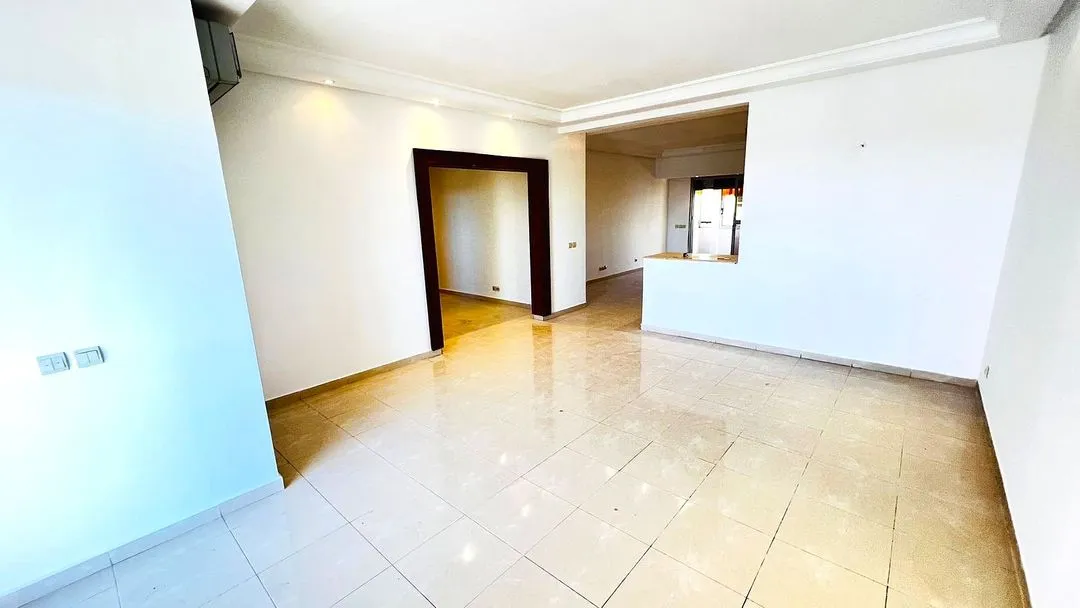 Appartement à louer 14 000 dh 219 m², 3 chambres - Racine Casablanca