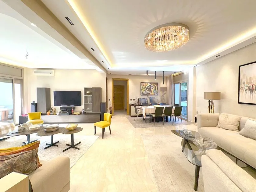 شقة للبيع 000 200 4 د٠م 190 م², 3 غرف - امتداد عين دياب الدار البيضاء
