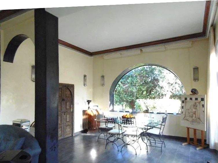 Villa for Sale 7 020 000 dh 1 620 sqm, 5 rooms - Route de Ouarzazate Marrakech