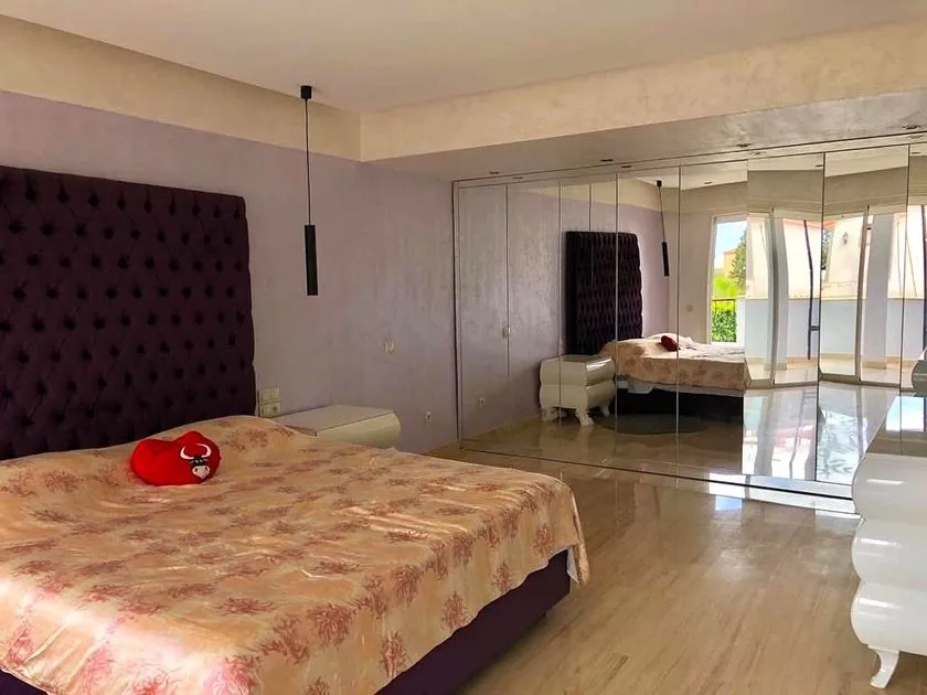 Villa à louer 35 000 dh 650 m², 4 chambres - Dar Bouazza 