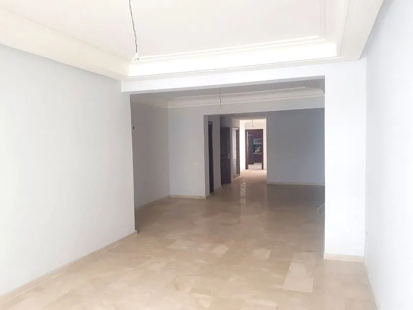 شقة للكراء 000 15 د٠م 190 م², 3 غرف - راسين الدار البيضاء