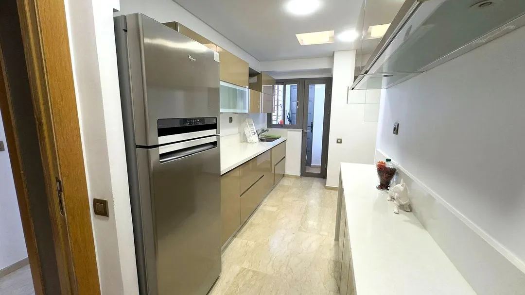شقة للكراء 500 18 د٠م 120 م², 2 غرف - راسين الدار البيضاء
