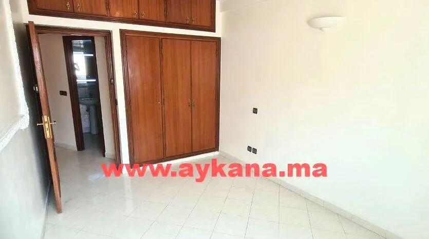Apartment for Sale 1 800 000 dh 150 sqm, 3 rooms - Les Orangers Rabat