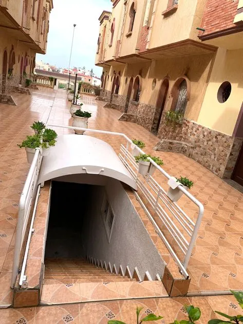 Duplex à vendre 900 000 dh 100 m², 3 chambres - Autre El Jadida