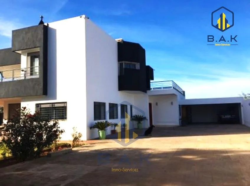 Villa à vendre 8 500 000 dh 2 020 m², 5 chambres - El Menzeh Skhirate- Témara