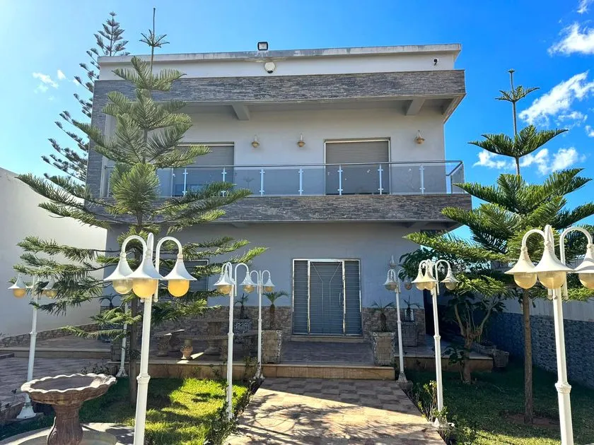 Villa à vendre 8 500 000 dh 1 014 m², 6 chambres - Autre Nador