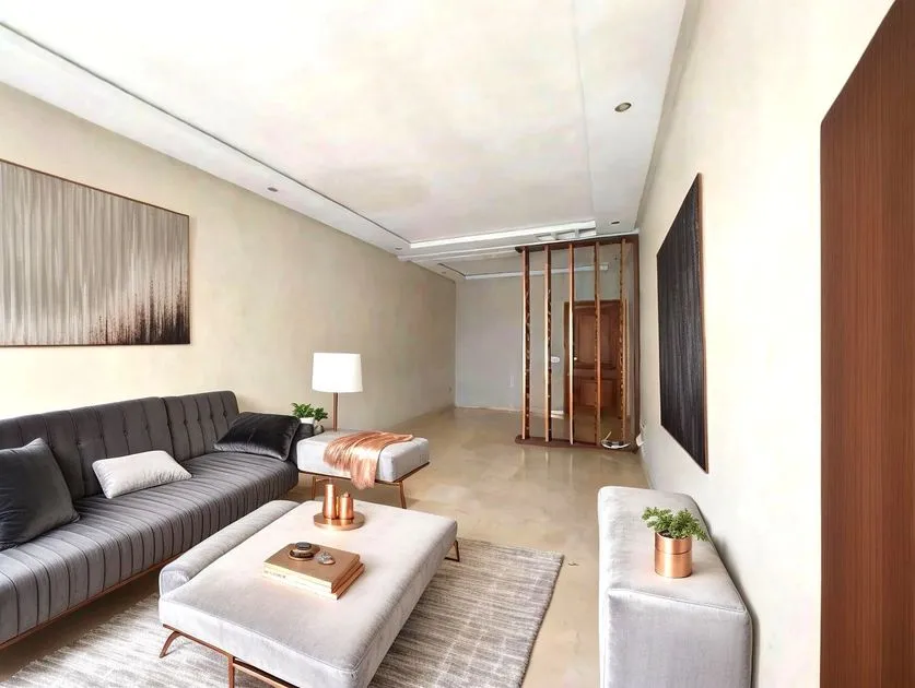Home Staging First Image