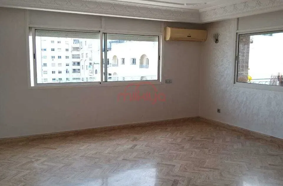Duplex à louer 000 26 dh 411 m² - Racine Casablanca