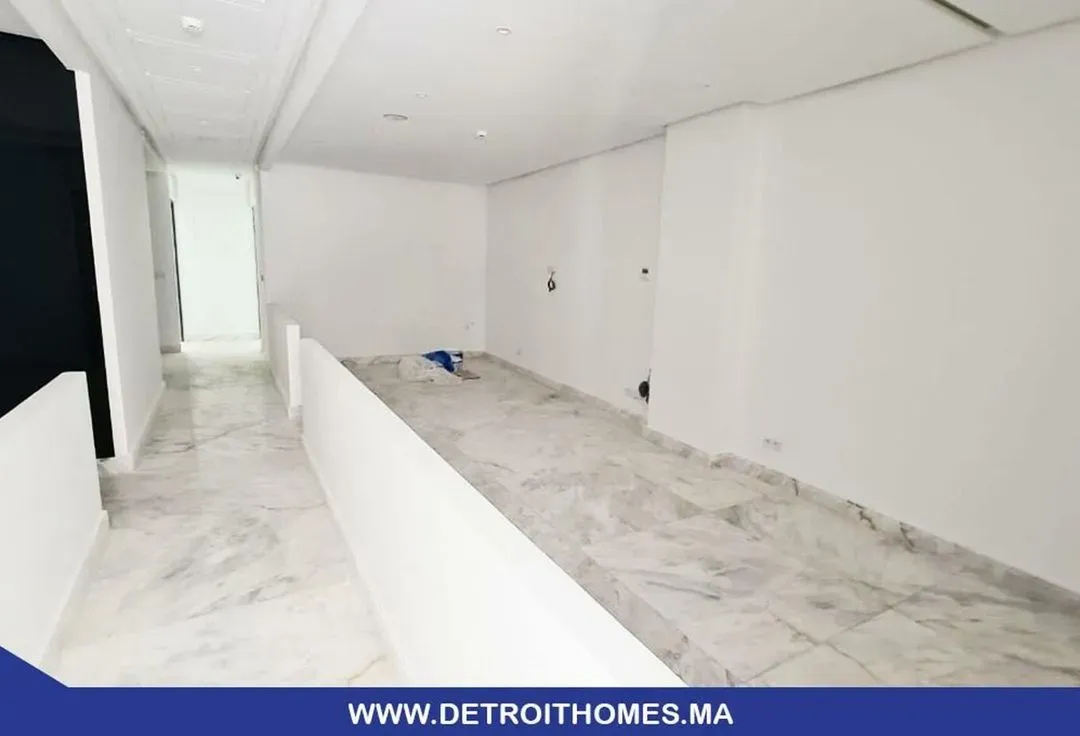 Commerce à louer 45 000 dh 150 m² - Drissia Tanger-Assilah | Agenz