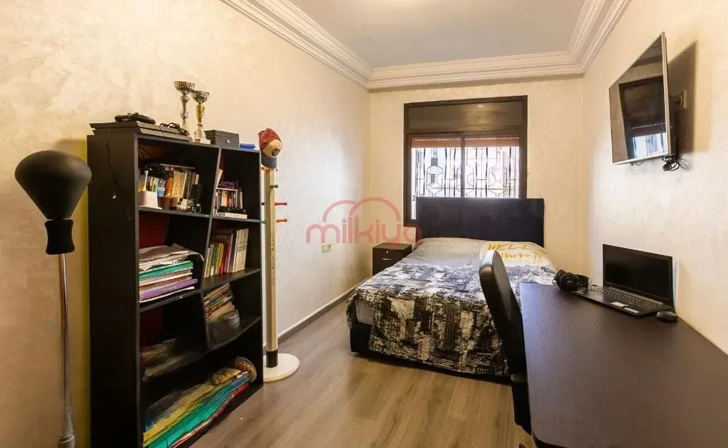 شقة للبيع 000 850 1 د٠م 154 م², 9 غرف - حي الفرح الدار البيضاء