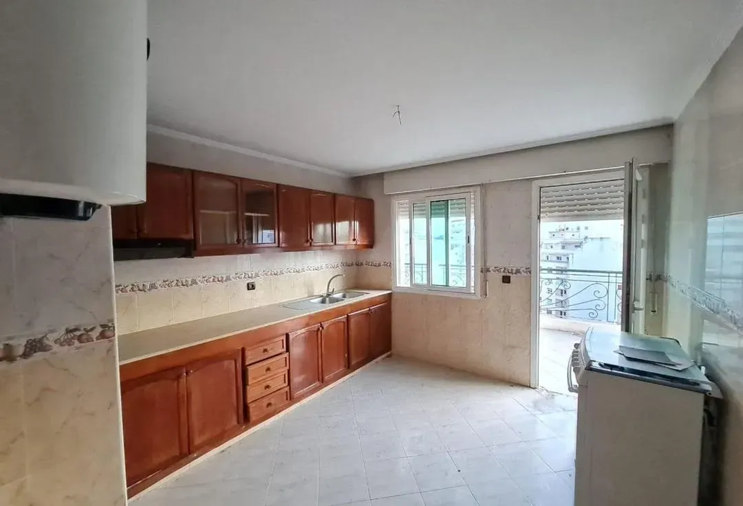 Appartement à louer 10 000 dh 100 m², 3 chambres - Drissia Tanger