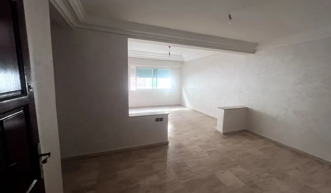 شقة للكراء 000 5 د٠م 85 م², 2 غرف - المعاريف الدار البيضاء
