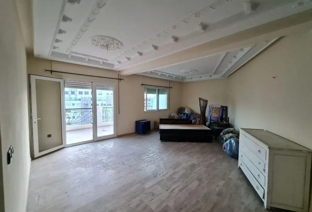 Appartement à louer 10 000 dh 100 m², 3 chambres - Drissia Tanger