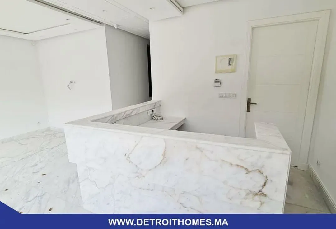 Commerce à louer 45 000 dh 150 m² - Drissia Tanger-Assilah | Agenz