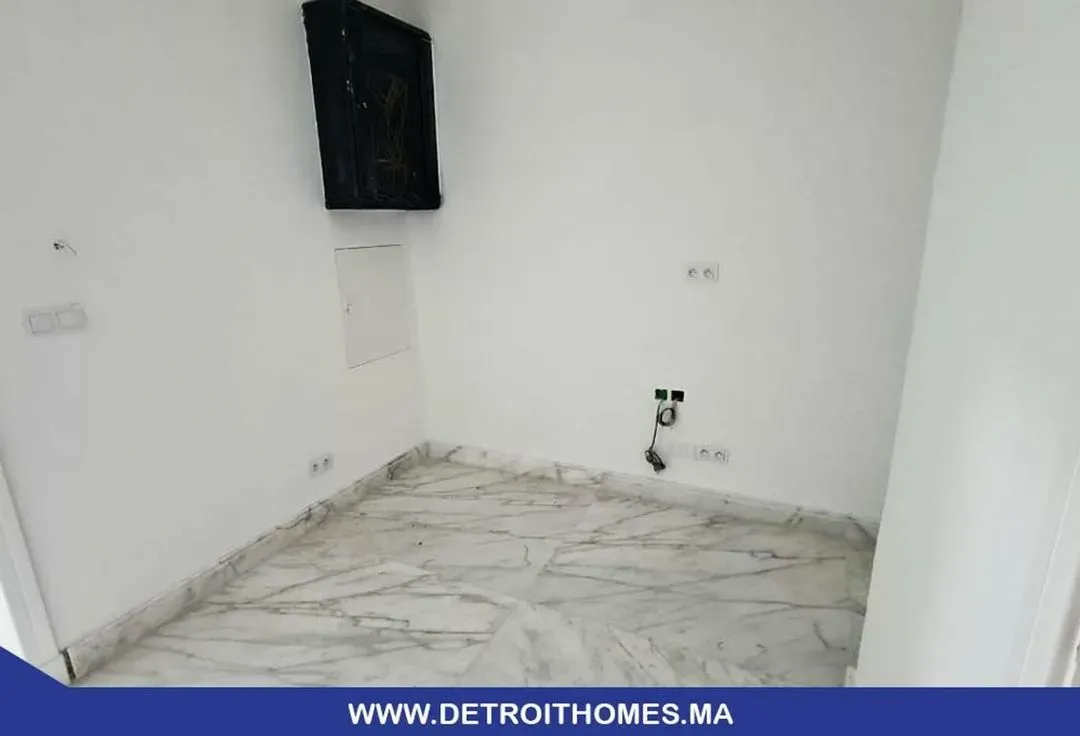 Commerce à louer 45 000 dh 150 m² - Drissia Tanger-Assilah | Agenz