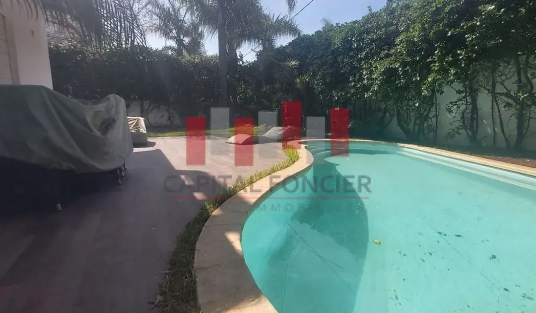 Villa à vendre 8 500 000 dh 477 m², 4 chambres - Ain Diab Casablanca