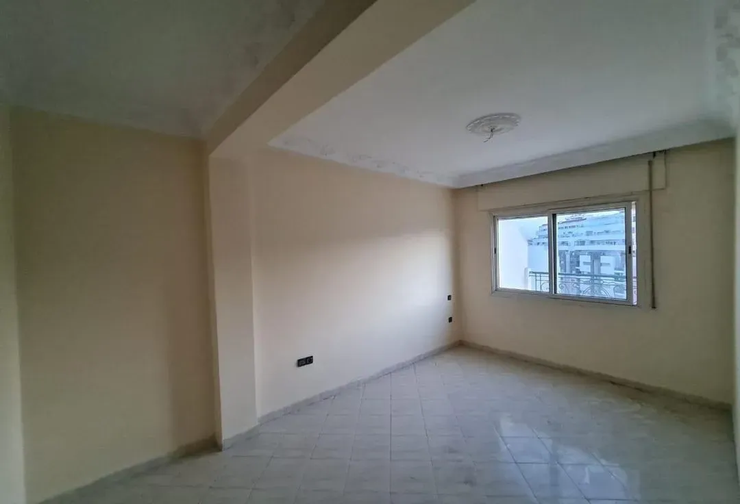 Appartement à louer 10 000 dh 100 m², 3 chambres - Drissia Tanger