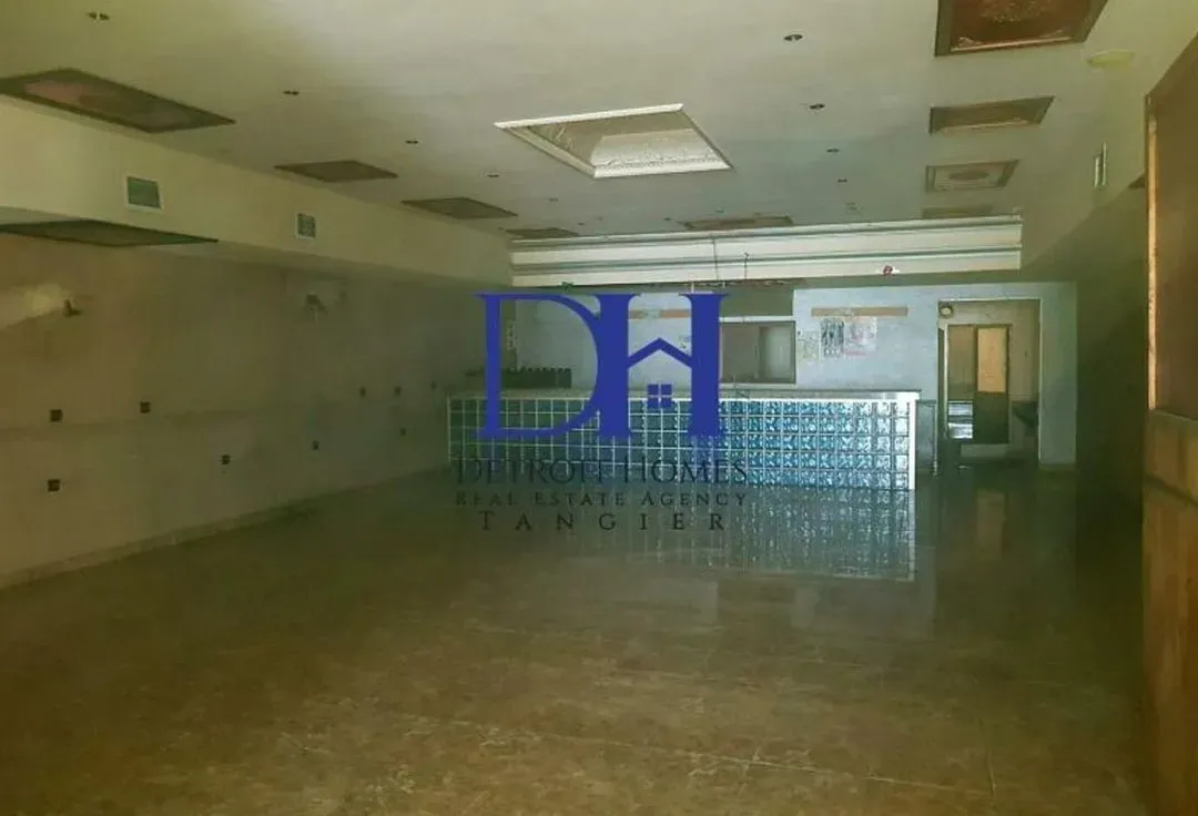 Commerce à louer 28 000 dh 208 m² - Drissia Tanger-Assilah | Agenz