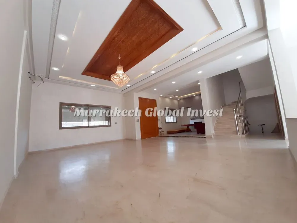 Villa à vendre 3 100 000 dh 260 m² avec 6 chambres - Guéliz Marrakech