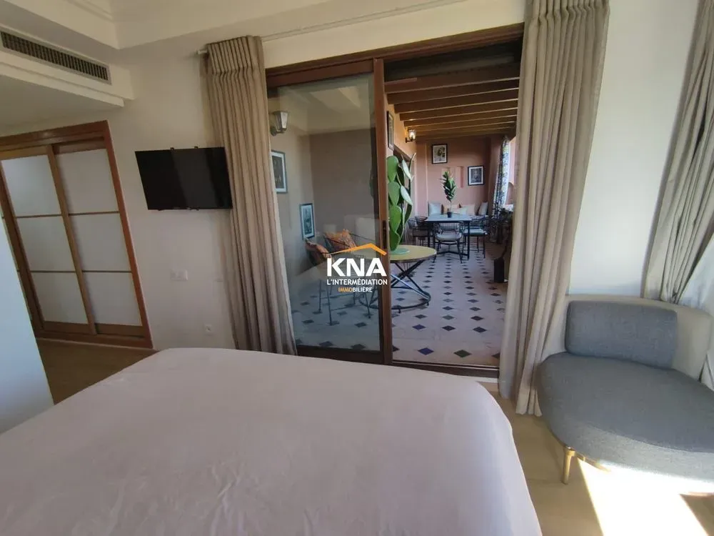 Appartement à louer 33 000 dh 300 m² avec 4 chambres - Route d'ourika Marrakech